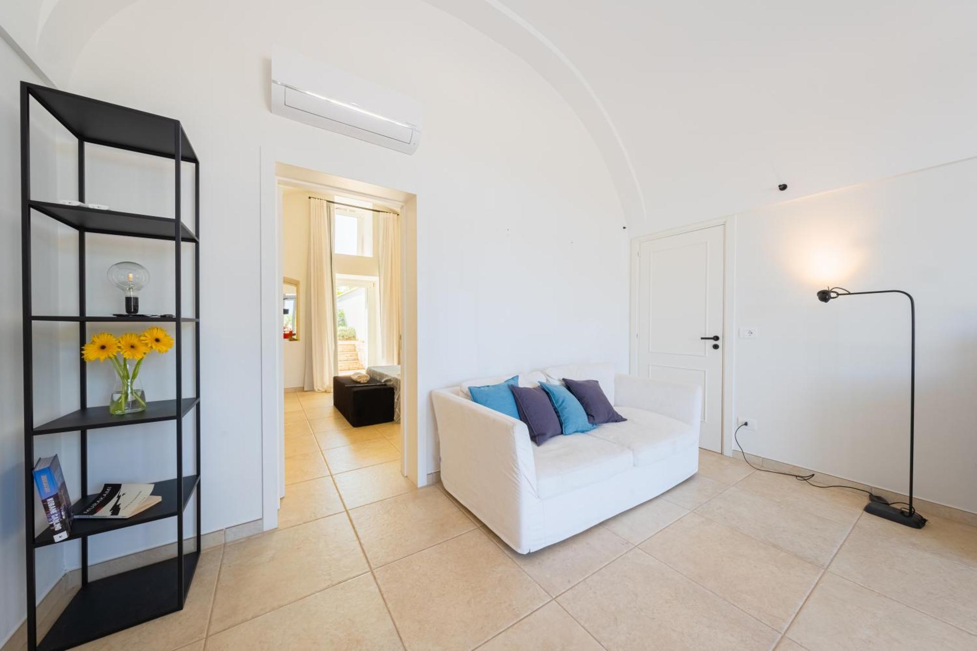 Pati Design Apartments - With Private Patio Or Terrace And Swimming Pool Monopoli Bagian luar foto